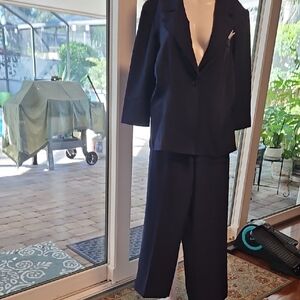 Classic Navy Suit Set By Tracy Evans Sz 14